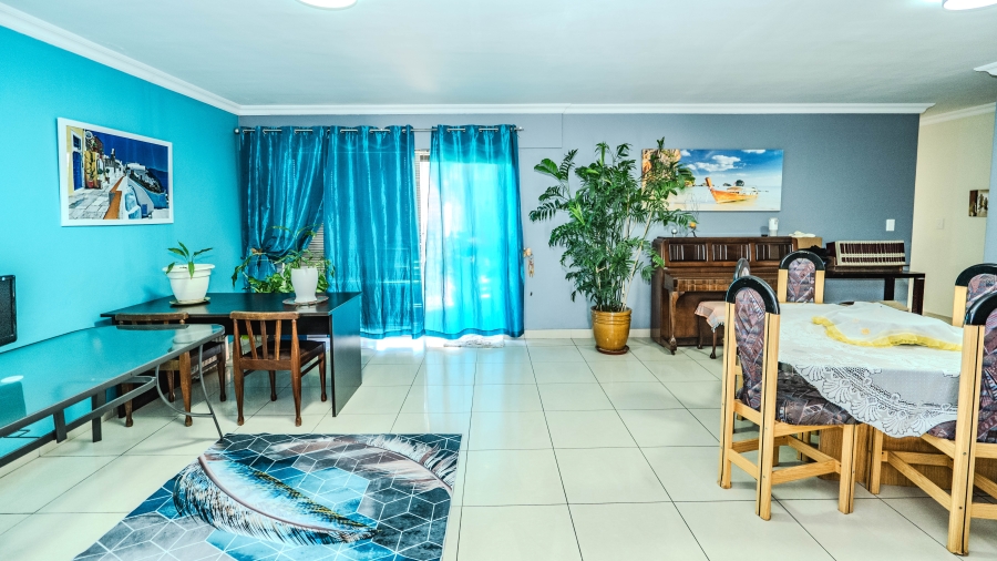 6 Bedroom Property for Sale in Rouxville Western Cape